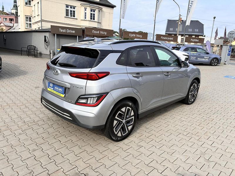 Hyundai Kona 65kWh-150KW POWER REZERVACE - fotka 7 z 45