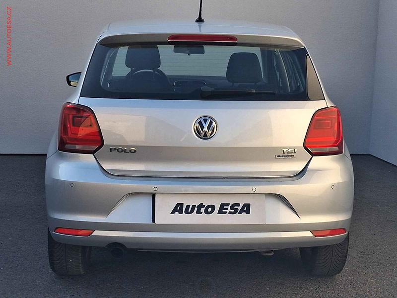 Volkswagen Polo (2015) 1.2 TSi, Comfortline, AC - fotka 5 z 16