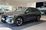 Audi Q8 e-tron 55 Q SoH 97% 360k Pano Tažné - náhled 1