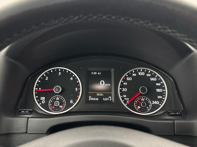 Volkswagen Tiguan Sport 4MOT - fotka 11 z 29