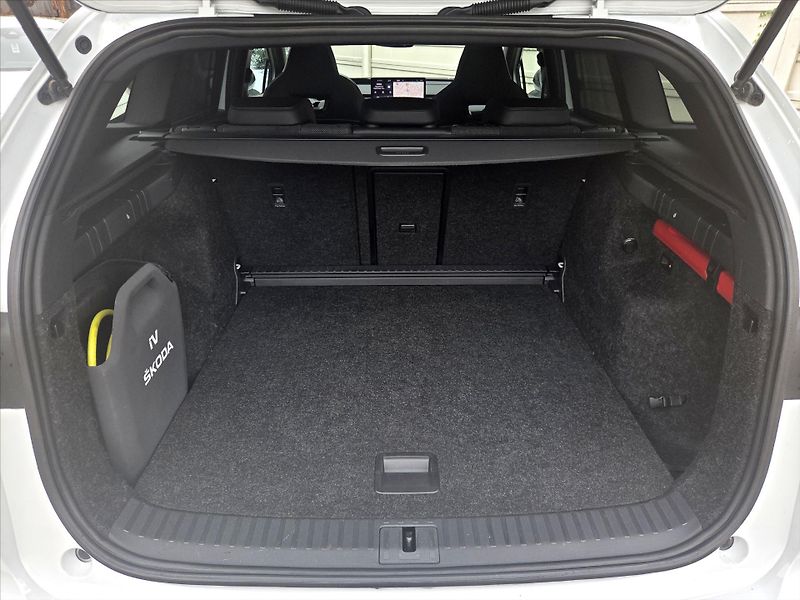 Škoda Enyaq 0,0 80 150kW Sportline Tažné z - fotka 14 z 29