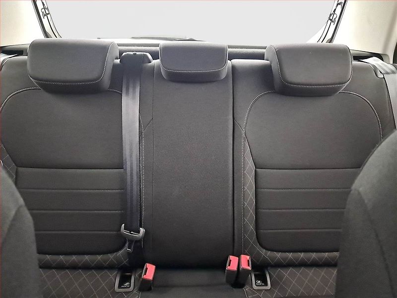 Škoda Fabia (2016) Style 1.2 TSI, ČR,1.maj - fotka 10 z 14