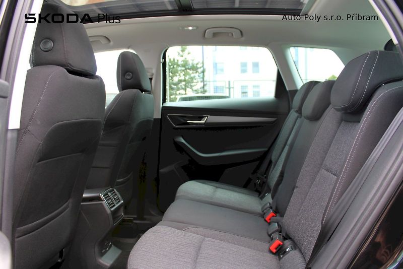Škoda Karoq (2018) Style 1.5TSI / 110kW 7°DSG - fotka 20 z 22