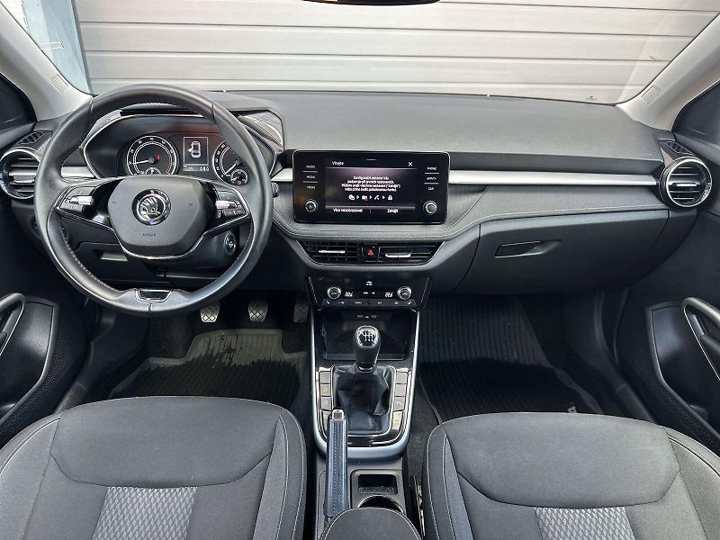 Škoda Fabia (2023) 1.0 TSI Style+ - fotka 5 z 26