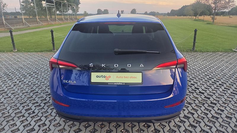 Škoda Scala (2023) 1.0 TSI 81 kW Style AT CZ DPH - fotka 7 z 26