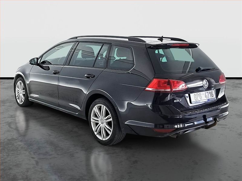 Volkswagen Golf (2013) 1.6 TDI, Automat, Serv.kniha - fotka 4 z 20