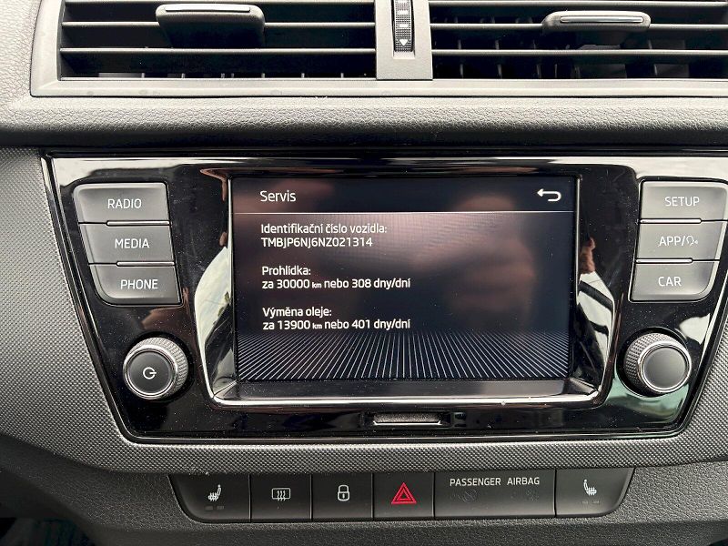 Škoda Fabia (2022) Combi 1.0 TSI / 70kW / BLACK T - fotka 18 z 26