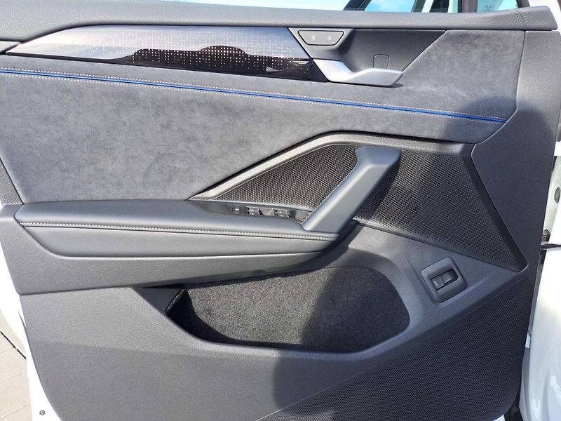 Volkswagen Tayron TDI 4M R-Line Pano HuD H/K IQ - fotka 14 z 22