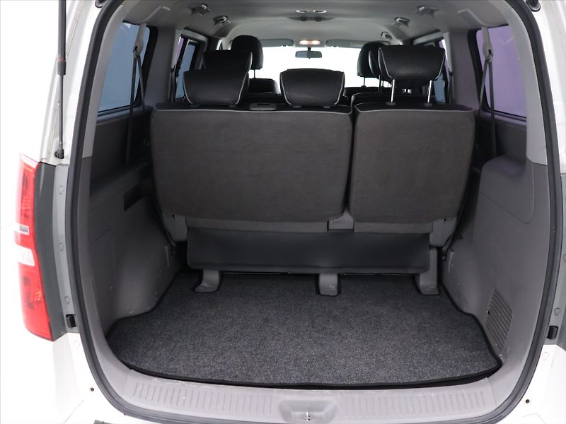 Hyundai H 1 Starex 2,5 CRDi 125kW Automat - fotka 10 z 32