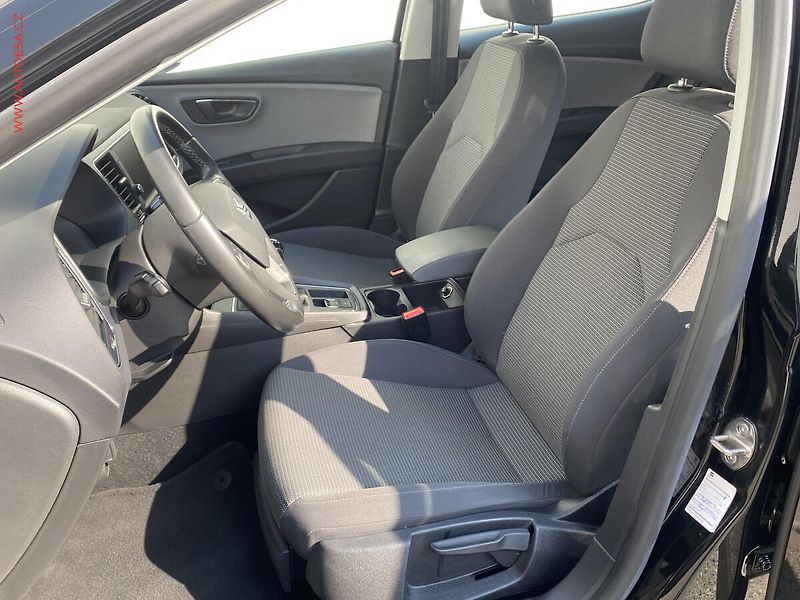 Seat Leon (2019) 1.5 TSi, Style, LED, +kola - fotka 9 z 18