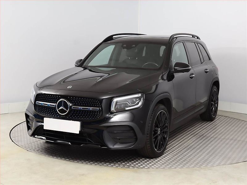 Mercedes-Benz GLB (2020) AMG line 250 4MATIC - fotka 2 z 19