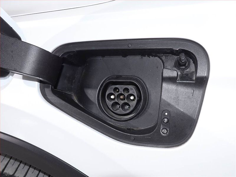Volkswagen Tiguan (2022) 1.4 TSI eHybrid - fotka 21 z 21