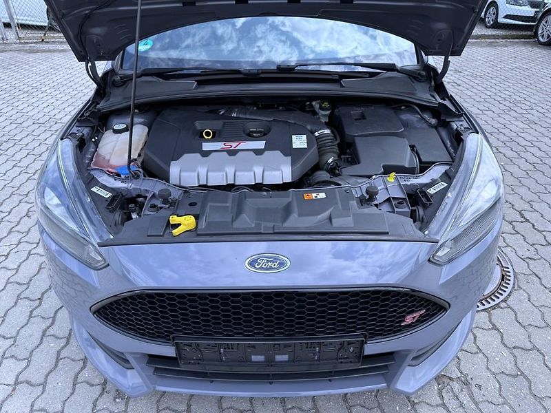 Ford Focus ST 2.0 EB 184 kW Nové rozvody - fotka 12 z 20