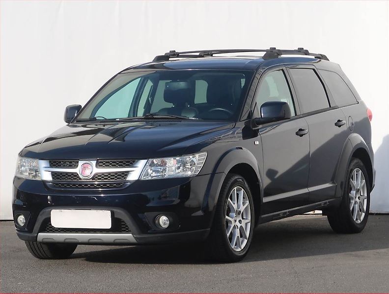 Fiat Freemont (2012) 2.0 MultiJet, 7 míst, Tempomat - fotka 2 z 19