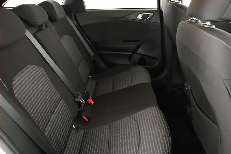 Ford Tourneo Custom (2021) Titanium 2.0 EcoBlue, ČR, DPH - fotka 7 z 21
