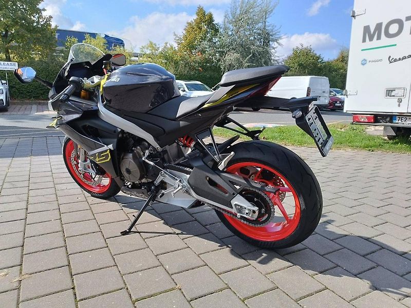 Aprilia RS 660 (2025) Venom Yellow + 4roky záruka - fotka 5 z 11