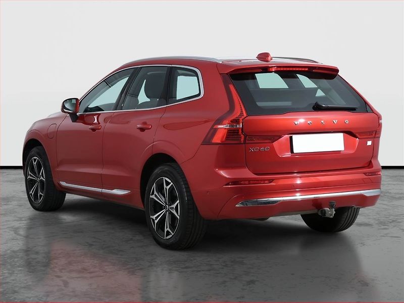 Volvo XC60 (2022) T6 Recharge - fotka 4 z 29