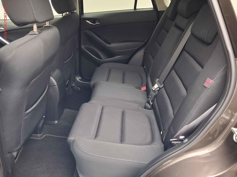 Mazda CX-5 (2015) 2.0i, ČR, AC, tempo, park - fotka 10 z 17