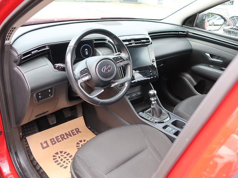 Hyundai Tucson 1.6T-GDi 110kW REZERVACE - fotka 9 z 24