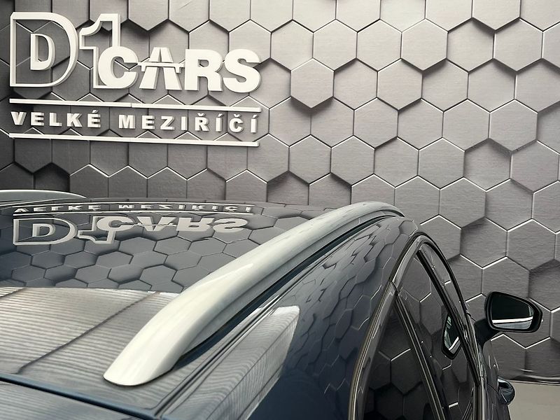 Ford Mondeo 2.0 EB 140 kW Titanium servis - fotka 47 z 49
