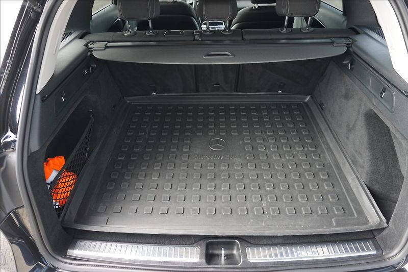 Mercedes-Benz GLC 2,1 250d 4M 1.maj ČR - fotka 14 z 14