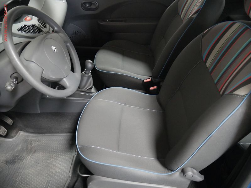 Renault Twingo (2014) 1.2.i, ČR, AC - fotka 9 z 18