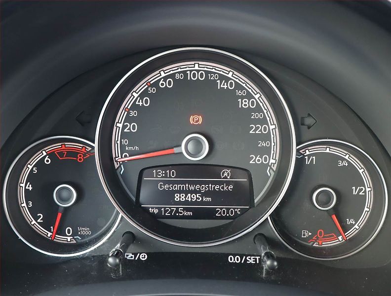 Volkswagen Beetle (2016) 1.2 TSI, Park. senzory - fotka 9 z 12