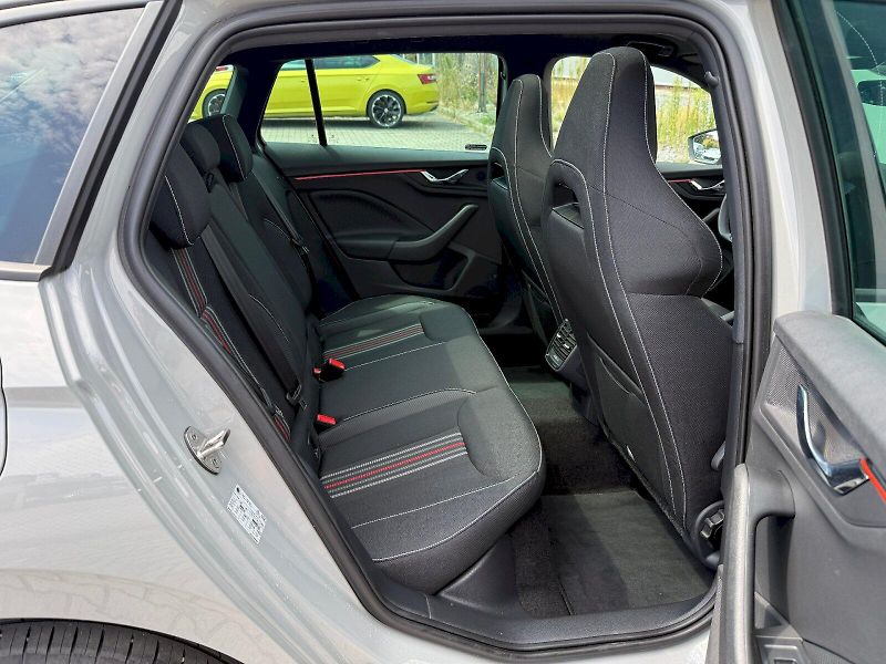 Škoda Scala (2025) 1.5 TSI 110 kW Monte Carlo - fotka 22 z 22