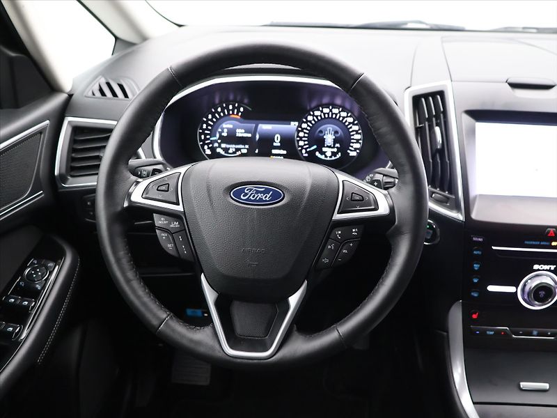 Ford S-MAX 2,0 TDCI 140kW Aut. Titanium - fotka 18 z 32