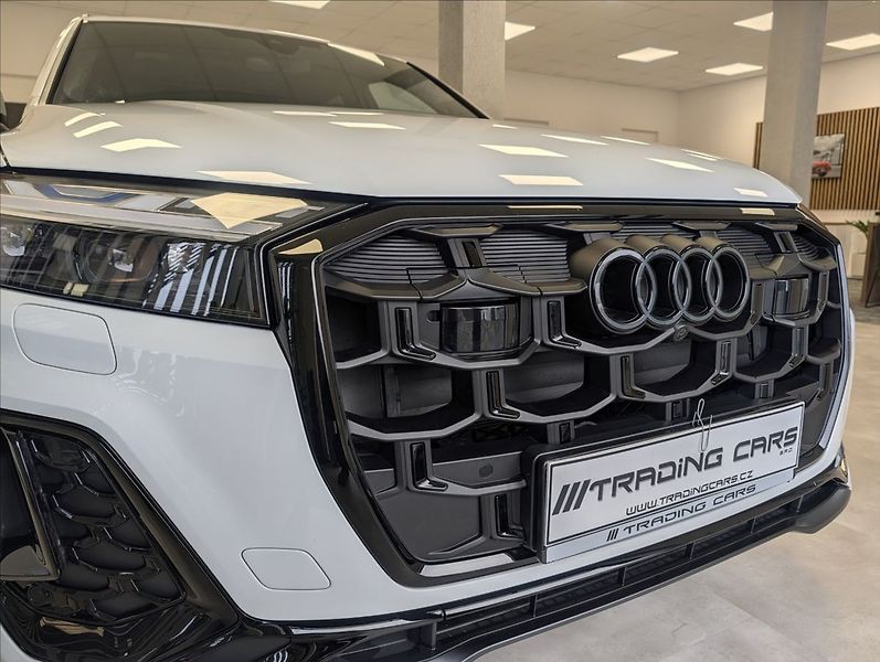 Audi Q7 3.0 TDI 50 s Line - fotka 2 z 35