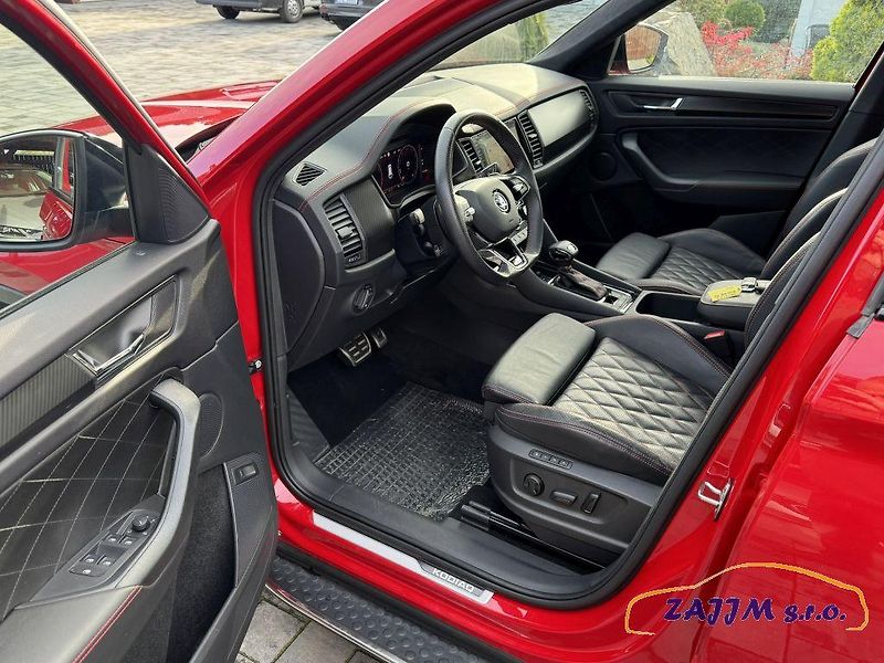 Škoda Kodiaq RS 2.0TSi 180kw 4x4 + Webasto - fotka 22 z 41