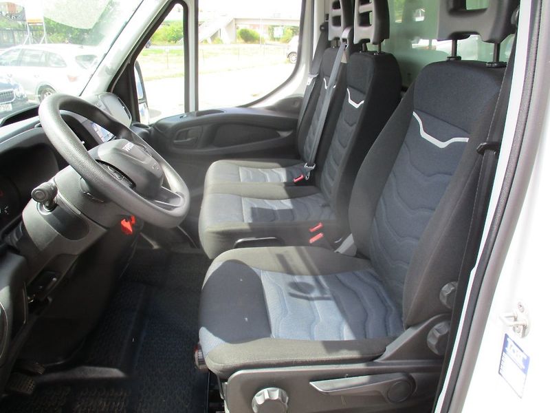 Iveco Daily 35C16, 3,0l s HC,  8 palet - fotka 16 z 22