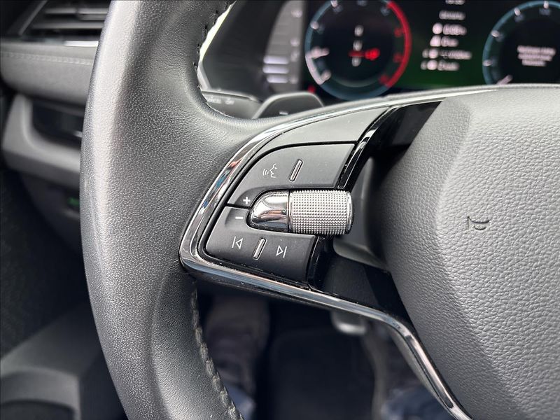 Škoda Octavia 2,0 TDI 110kW Style Aut - fotka 23 z 39