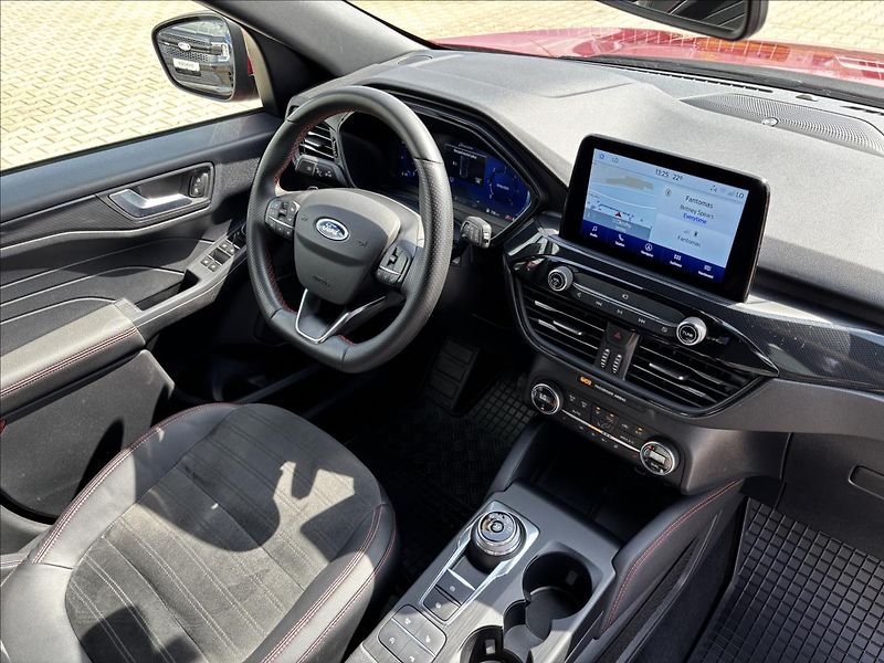 Ford Kuga 2,0 EcoBlue ST-Line X AWD AUT - fotka 20 z 50