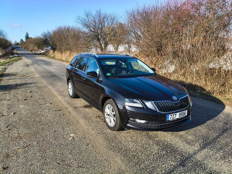 Škoda Octavia 2.0TDI/110kW ,4x4,ACC Full led - fotka 3 z 14