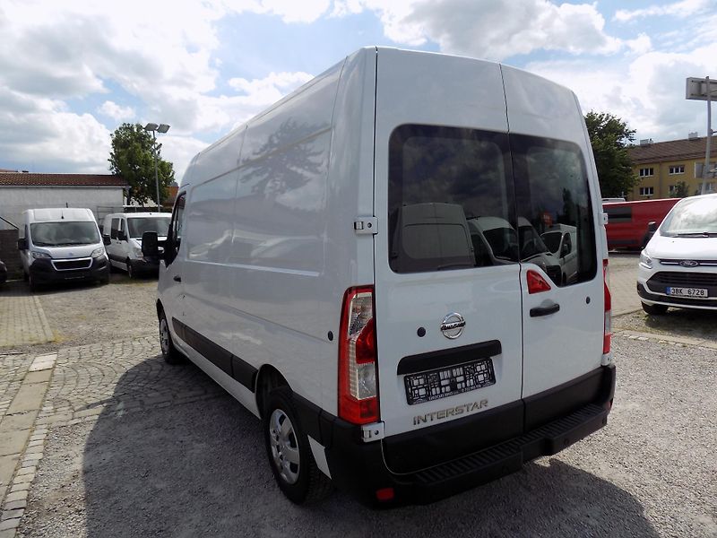 Nissan Interstar 2,3 DCI 100 KW L2H2 AC, TEMP - fotka 14 z 41