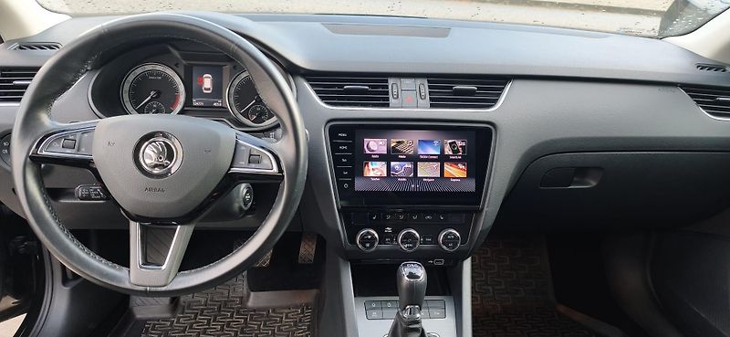 Škoda Octavia (2019) 2.0 TDI 2019 - SOLEIL  Automat - fotka 14 z 20