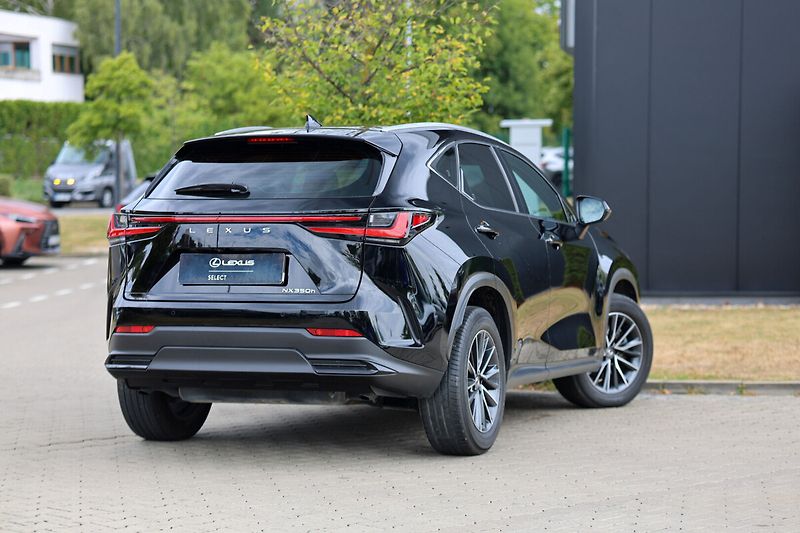 Lexus NX 350h 350h 2,5 HEV COMFORT PLUS - fotka 4 z 24