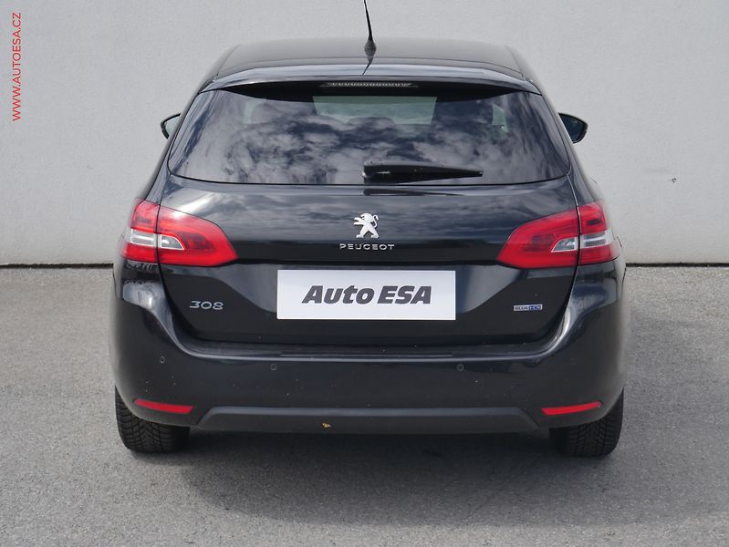 Peugeot 308 (2016) 1.6HDI, navi, autoAC - fotka 4 z 18