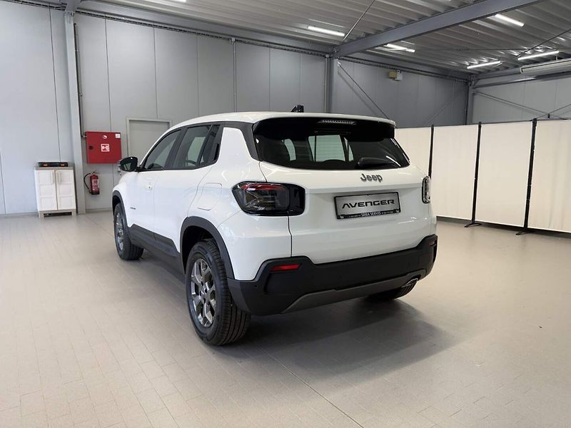 Jeep Avenger (2026) Longitude 1.2 Turbo 100k MT6 - fotka 3 z 21