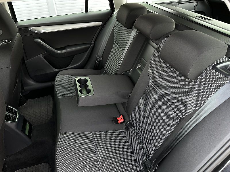Škoda Octavia 1.4TSi 150PS PDC P/Z 2Z.Climat - fotka 33 z 37