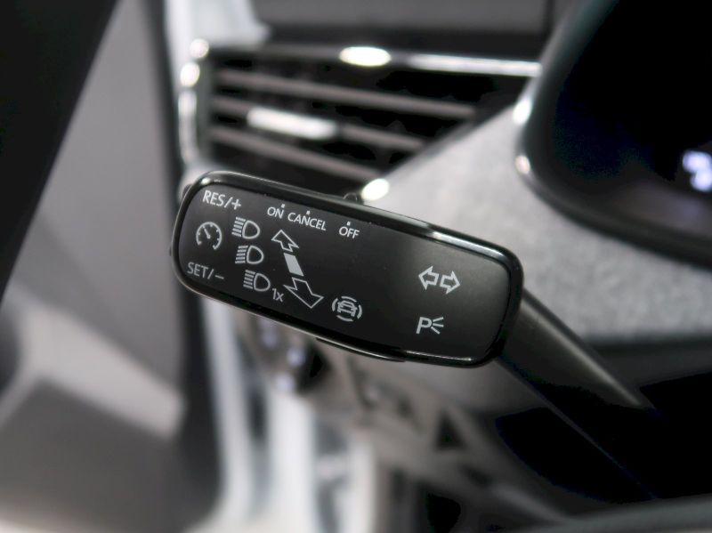 Škoda Kamiq (2024) SELECTION 1.0TSI 85KW - fotka 32 z 38