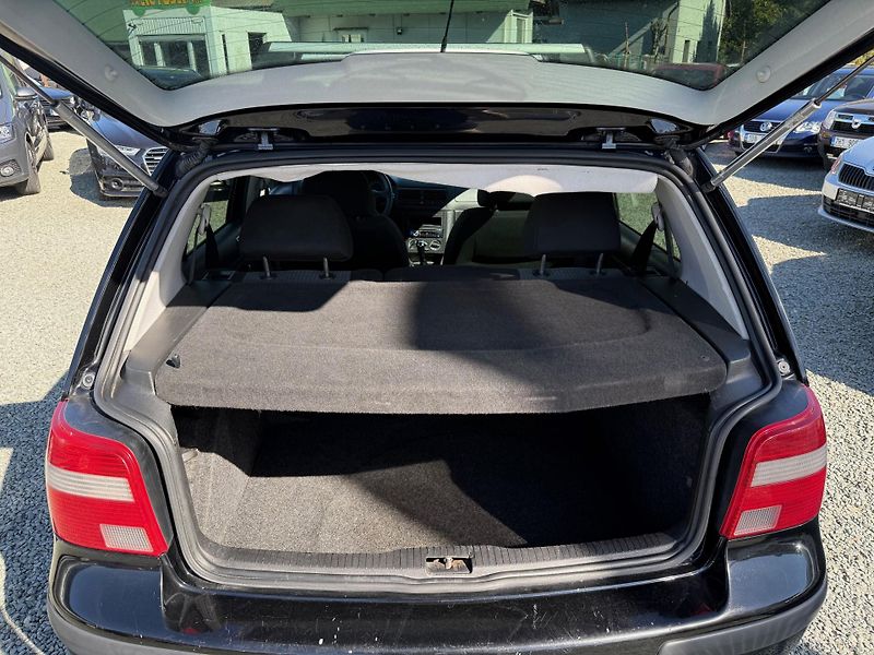 Volkswagen Golf 1.9 TDI OCEAN - fotka 13 z 13