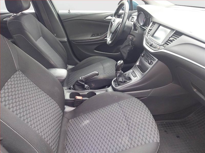 Opel Astra (2016) 1.6 CDTI, Serv.kniha, Tempomat - fotka 9 z 16