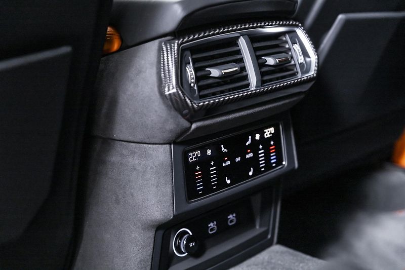 Lamborghini Urus - fotka 39 z 42