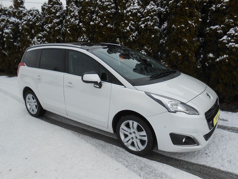 Peugeot 5008 (2016) 88KW,NAVI,PANORAMA,AUT! - fotografie inzerátu