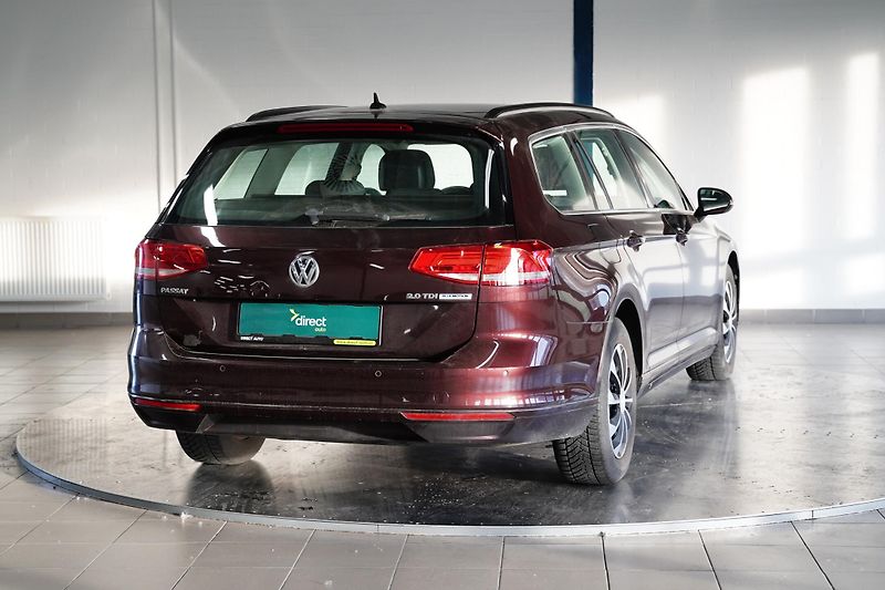 Volkswagen Passat - fotka 2 z 23