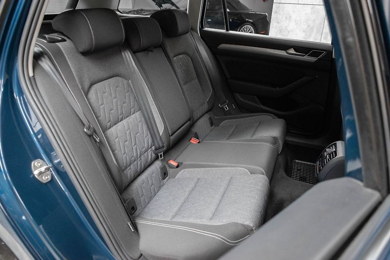 Volkswagen Passat 1.5 TSI BUSINESS*ACC*DPH*ČR 1M - fotka 13 z 35