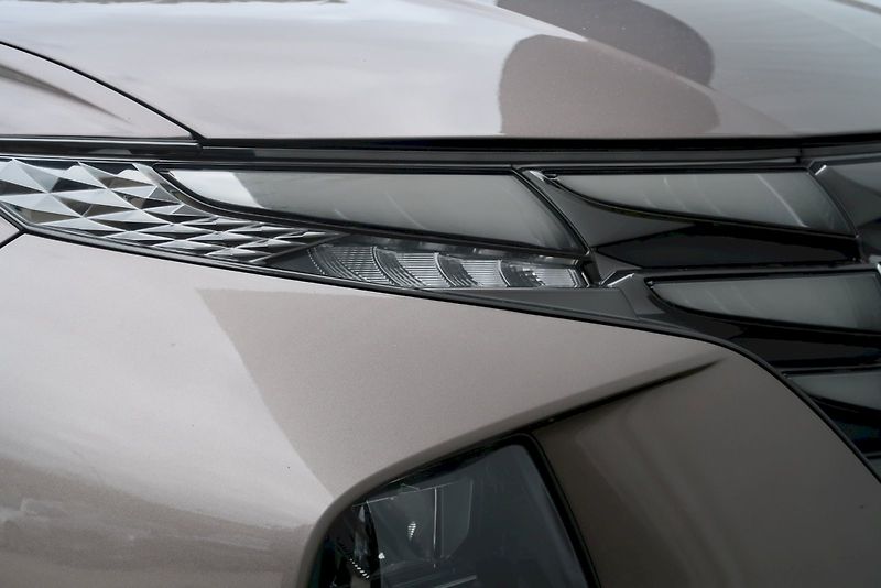 Hyundai Tucson (2023) Smart Navi 1,6 T-GDI MHEV DCT7 - fotka 25 z 30