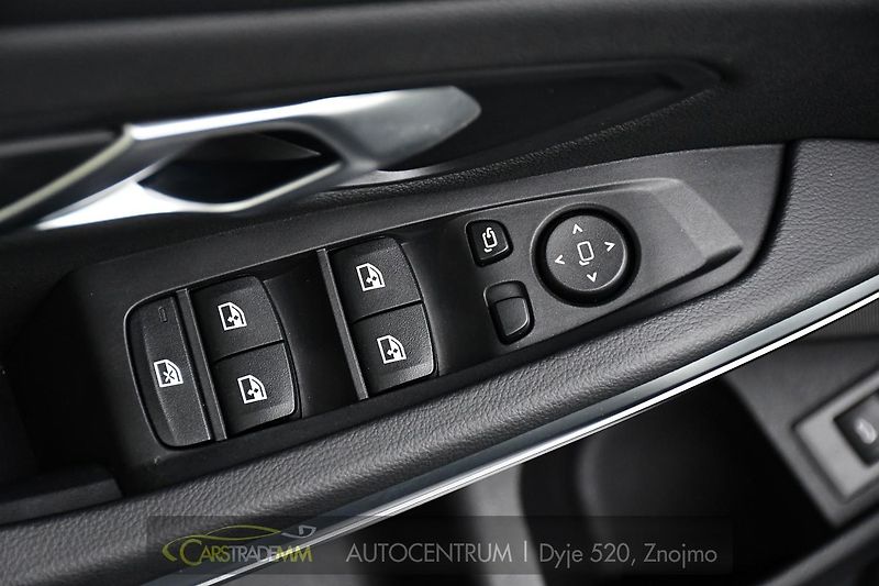 BMW Řada 3 320d xD M-SPORT PANORAMA H/K  - fotka 27 z 57